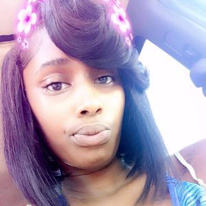 Meet your Posher, Danesha